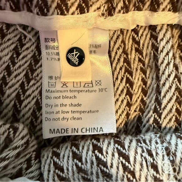 Brown and White Women's Striped Pants, elastic waist, adjustable ankle cuff. - Picture 11 of 16